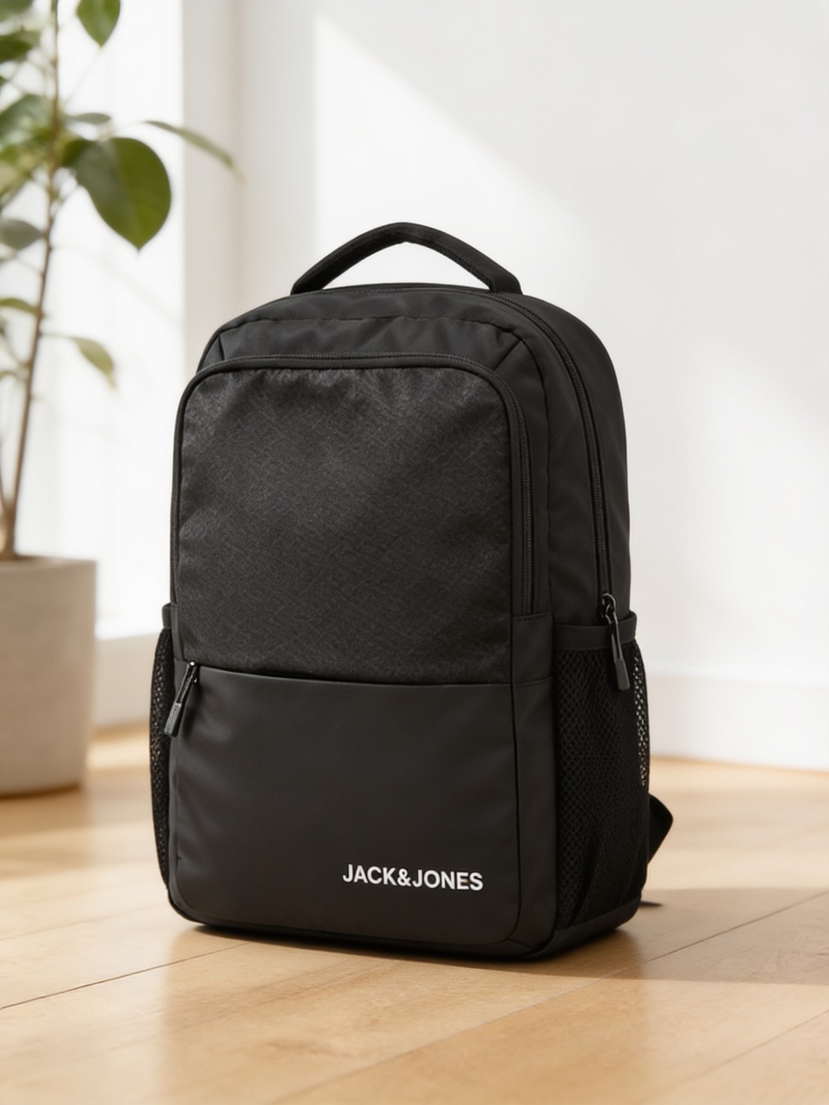 ANTON Backpack — corporate gift with your logo | ZYFTT