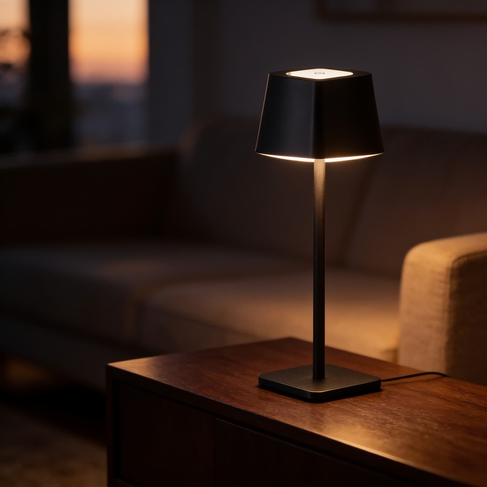 LumiBloc: Rechargeable Metal Table Lamp | 1800 mAh rechargeable battery